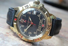 Load image into Gallery viewer, Vostok Komandirsky Military Wrist Watch # 439524 NEW

