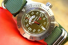 Load image into Gallery viewer, Russian Mechanical Automatic Wrist Watch VOSTOK Komandirsky K-35 350754
