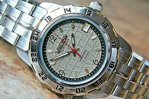 Russian Mechanical Automatic Wrist Watch Vostok Partner Earth 291167