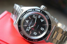 Load image into Gallery viewer, Vostok Komandirskie Automatic Russian wrist watch 650536
