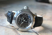 Load image into Gallery viewer, Vostok Amphibian Women&#39;s Russian wrist watch 051343
