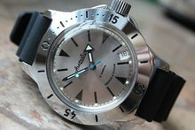 Load image into Gallery viewer, Russian Mechanical Automatic Wrist Watch VOSTOK AMPHIBIAN DIVER 120849
