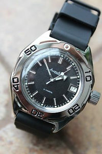 Russian Mechanical Automatic Wrist Watch VOSTOK AMPHIBIAN DIVER 670922