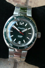 Load image into Gallery viewer, Vostok Amphibian Neptun 960758 Mechanical Automatic Diver Russian wrist watch
