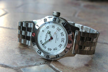 Load image into Gallery viewer, Russian Mechanical Automatic Wrist Watch VOSTOK AMPHIBIAN DIVER 100825
