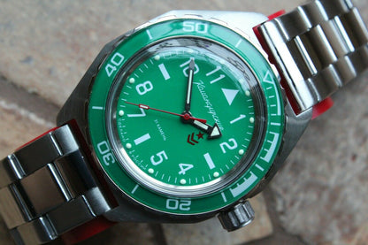 Vostok Komandirskie Military Mechanical Automatic Russian wrist watch 650856