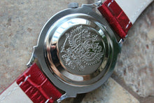 Load image into Gallery viewer, Vostok Women&#39;s Russian wrist watch 581590
