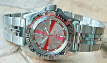 Load image into Gallery viewer, Russian Mechanical Automatic Wrist Watch VOSTOK AMPHIBIAN DIVER 110651
