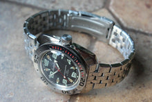 Load image into Gallery viewer, Russian Mechanical Automatic Wrist Watch VOSTOK AMPHIBIAN DIVER 710334
