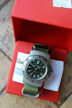 Load image into Gallery viewer, Vostok Komandirskie 280683 Mechanical Russian wrist watch
