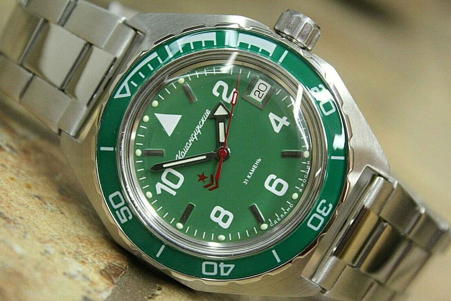 Vostok Komandirskie Military Mechanical Automatic Russian wrist watch 650858