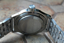 Load image into Gallery viewer, Russian Mechanical Automatic Wrist Watch VOSTOK AMPHIBIAN DIVER 100842
