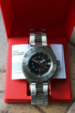 Load image into Gallery viewer, Vostok Komandirskie Automatic Russian wrist watch 650538
