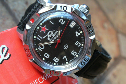 Vostok Komandirskie Mechanical Military Russian wrist watch Tank 811306
