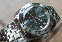 Load image into Gallery viewer, Russian Mechanical Automatic Wrist Watch VOSTOK AMPHIBIAN DIVER 710526
