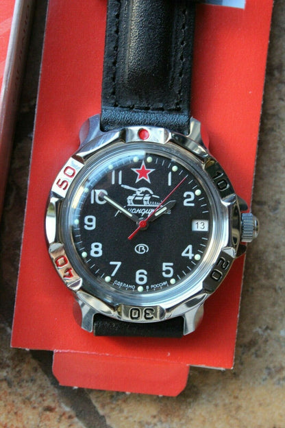 Vostok Komandirskie Mechanical Military Russian wrist watch Tank 811306