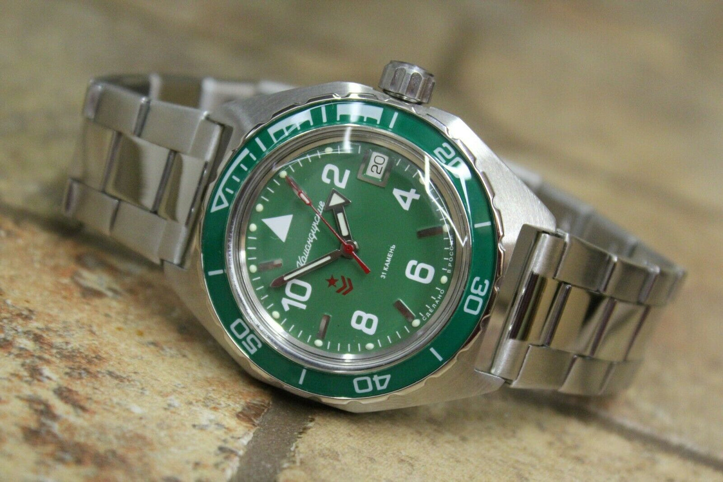 Vostok Komandirskie Military Mechanical Automatic Russian wrist watch 650858