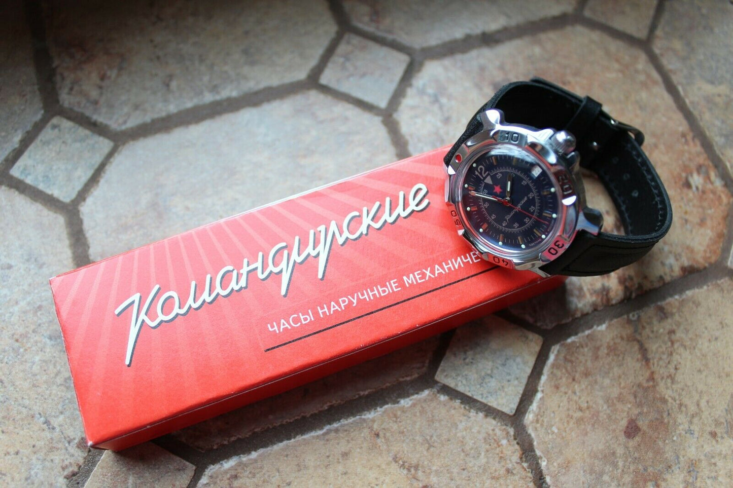 Vostok Komandirskie Mechanical Military Russian wrist watch Star 811398