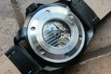 Load image into Gallery viewer, Vostok Komandirsky Russian Mechanical K-39 Military wristwatch 396778
