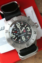 Load image into Gallery viewer, Russian Mechanical Automatic Wrist Watch VOSTOK Komandirsky K-35 350748
