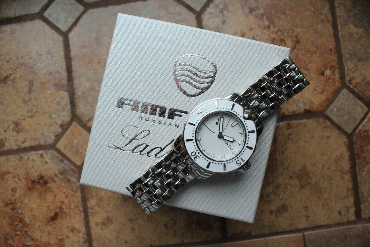 Vostok Amphibian 570597 Women's Mechanical Hand Winding Russian wrist watch