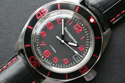 Vostok Komandirsky 030786 Russian Mechanical Automatic Military Wrist Watch Red