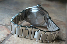 Load image into Gallery viewer, Vostok Komandirsky 030936 Russian Automatic Military Wrist Watch 24 Hours
