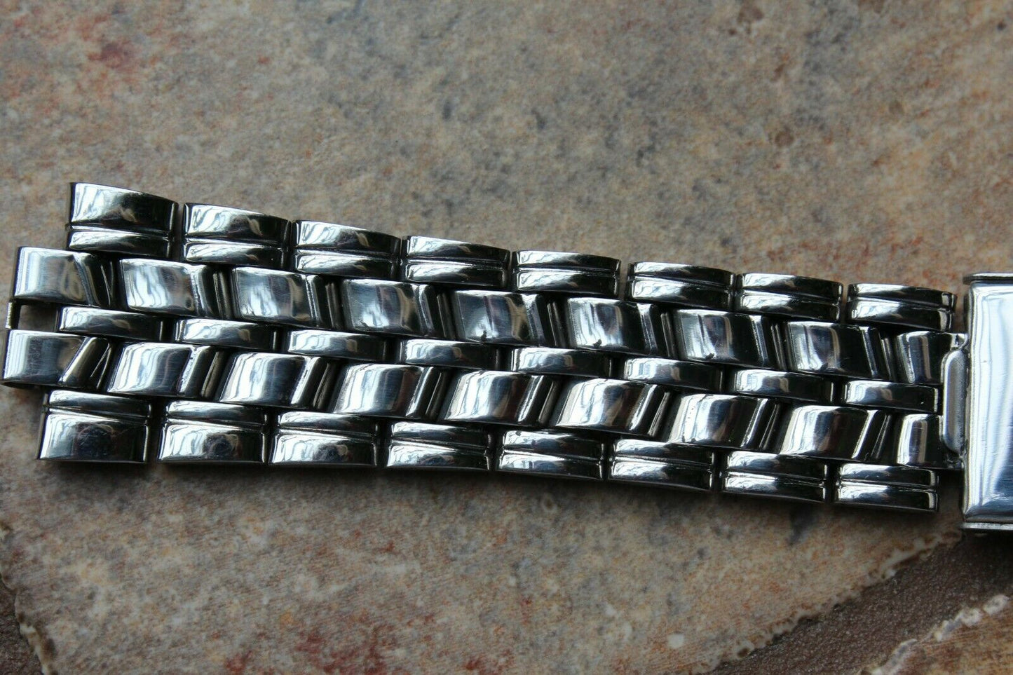RUSSIAN VOSTOK BRACELET 20mm New №9