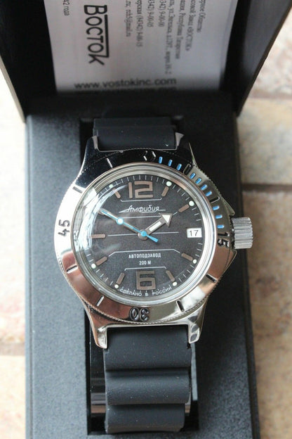 Russian Mechanical Automatic Wrist Watch VOSTOK AMPHIBIAN DIVER 120695
