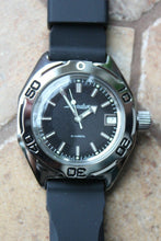 Load image into Gallery viewer, Russian Mechanical Automatic Wrist Watch VOSTOK AMPHIBIAN DIVER 670922
