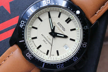 Load image into Gallery viewer, Vostok Komandirsky Russian Mechanical K-39 Military wristwatch 396779
