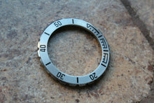 Load image into Gallery viewer, Vostok Komandirsky BEZEL K-65 650
