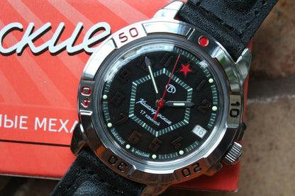Vostok Komandirsky 431744 Russian Military Mechanical Wrist Watch Red Star
