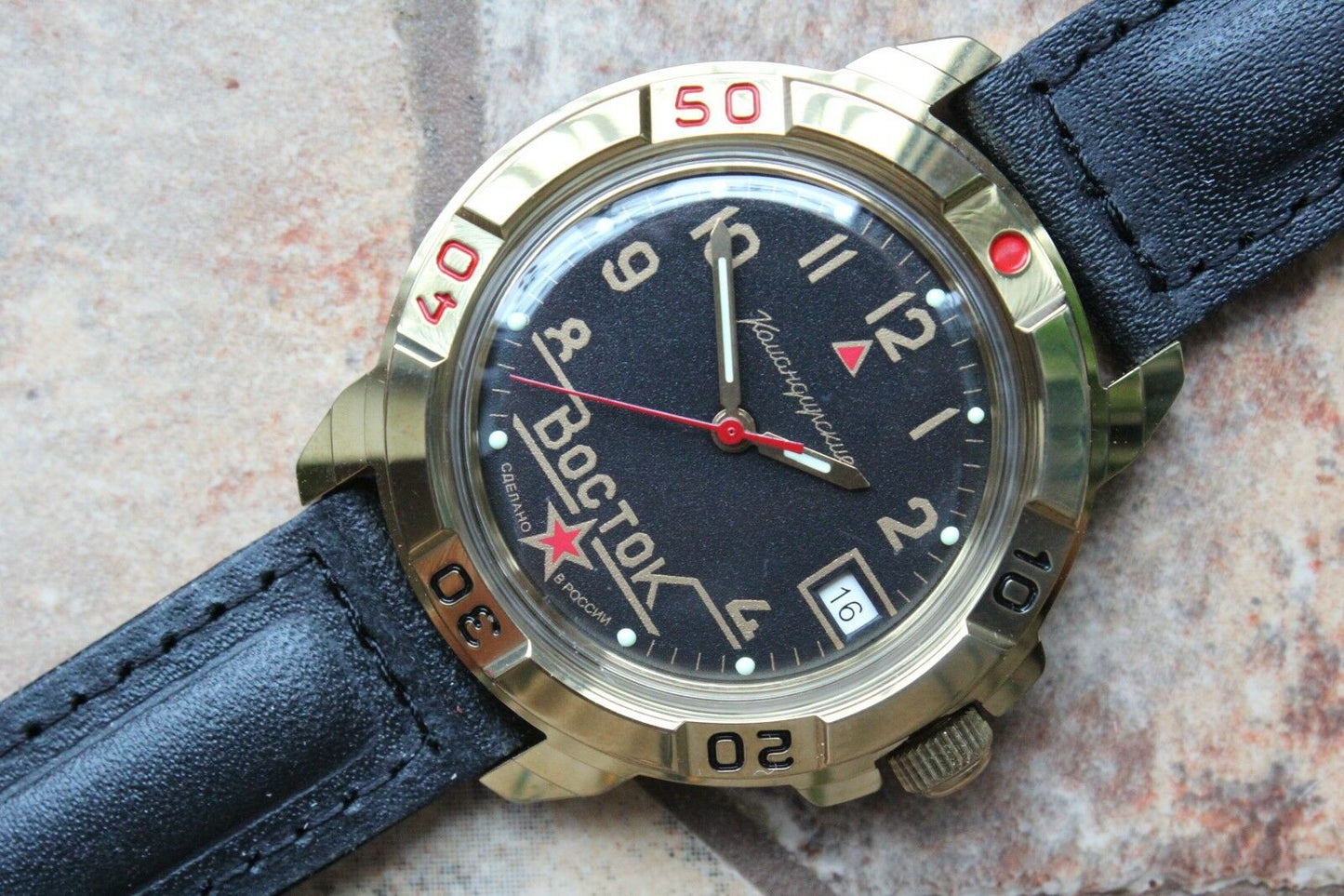 Vostok Komandirsky Military Wrist Watch # 439524 NEW