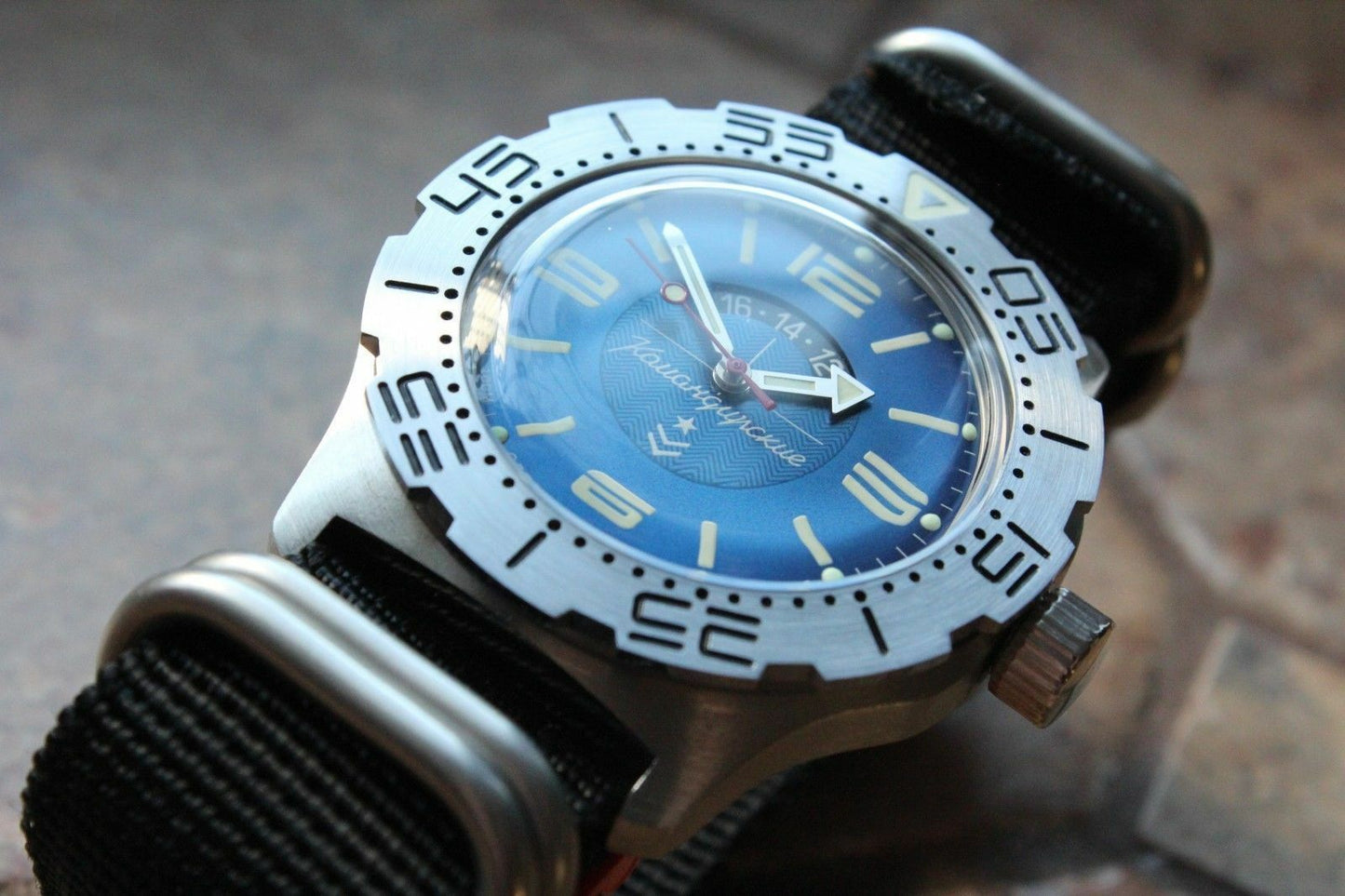 Vostock Komandirsky Mechanical Automatic Wrist Watch K-35 350669