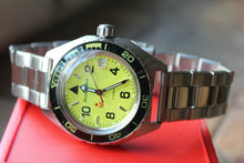 Load image into Gallery viewer, Vostok Komandirskie Military Mechanical Automatic Russian wrist watch 650855
