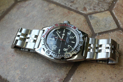 Russian Mechanical Automatic Wrist Watch VOSTOK AMPHIBIAN DIVER 110647