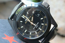 Load image into Gallery viewer, Vostok Komandirsky Russian Mechanical K-39 Military wristwatch 396778
