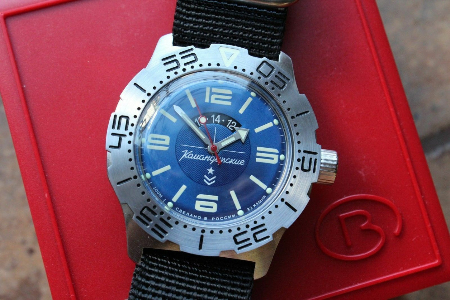 Vostock Komandirsky Mechanical Automatic Wrist Watch K-35 350669
