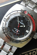 Load image into Gallery viewer, Russian Mechanical Automatic Wrist Watch VOSTOK AMPHIBIAN DIVER 090662
