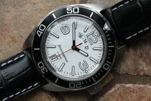 Load image into Gallery viewer, Vostok Komandirsky 030789 Russian Automatic Military Wrist Watch Day Night
