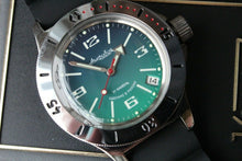 Load image into Gallery viewer, Russian Mechanical Automatic Wrist Watch VOSTOK AMPHIBIAN DIVER 120848
