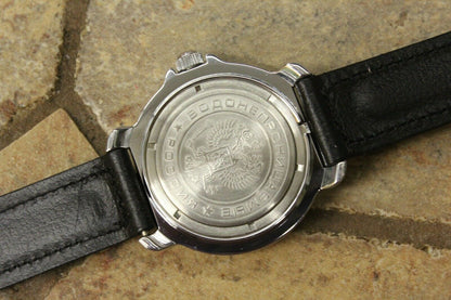 Vostok Komandirskie Mechanical Military Russian wrist watch Red Star 811290