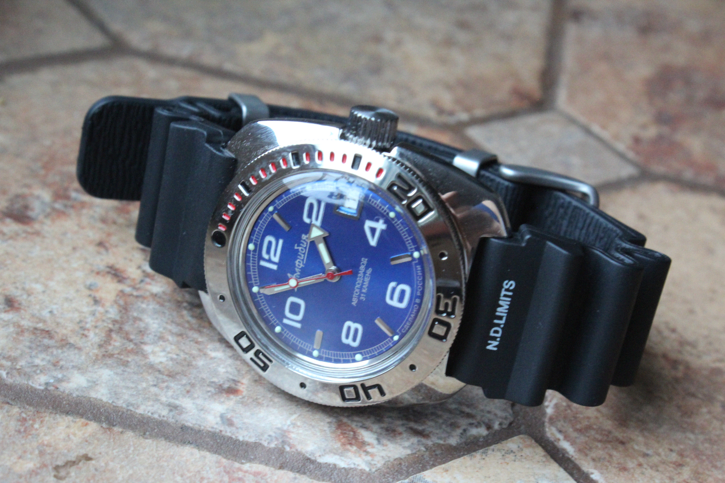 Russian Mechanical Automatic Wrist Watch VOSTOK AMPHIBIAN DIVER 710432L