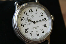 Load image into Gallery viewer, Vostok Komandirsky 540851 Automatic Russian K-43 Retro Wristwatches Kirovsky
