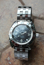 Load image into Gallery viewer, Russian Mechanical Automatic Wrist Watch VOSTOK AMPHIBIAN DIVER 150344
