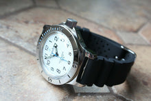 Load image into Gallery viewer, Russian Mechanical Automatic Wrist Watch VOSTOK AMPHIBIAN DIVER 120813
