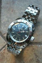 Load image into Gallery viewer, Russian Mechanical Automatic Wrist Watch VOSTOK AMPHIBIAN DIVER 710679
