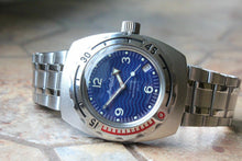 Load image into Gallery viewer, Russian Mechanical Automatic Wrist Watch VOSTOK AMPHIBIAN DIVER 090346
