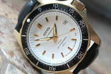 Load image into Gallery viewer, Vostok Komandirsky Russian Mechanical K-39 Military wristwatch 393780
